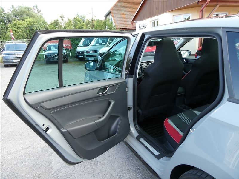 Škoda Rapid 1,2 TSi 77kW MONTE CARLO,2xkol - fotka 25 z 43
