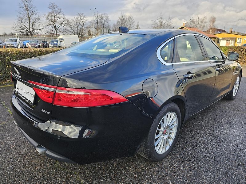Jaguar XF (2019) 2.0 25D 177kW 2019,VÝHŘEV,KŮŽE - fotka 9 z 50