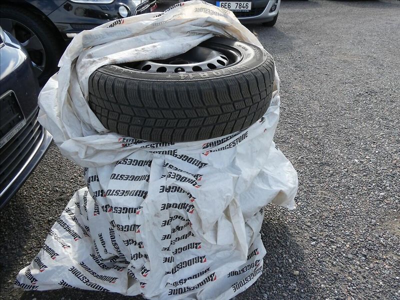 Škoda Citigo 1,0 MPi Elegance,2xkola,1.maji - fotka 35 z 41