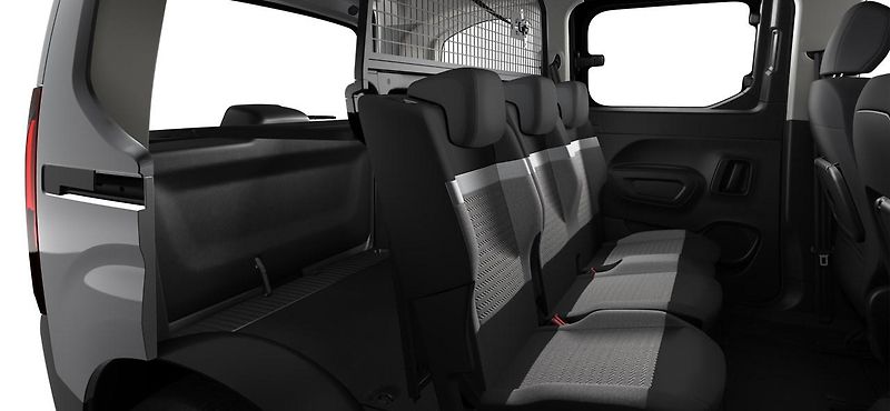 Citroën Berlingo (2026) TONIC PROFI Petrol 110k Manual - fotka 8 z 8