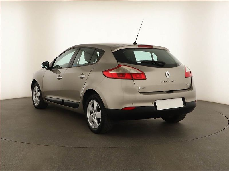 Renault Mégane (2010) 1.5 dCi, po STK, za super cenu - fotka 4 z 13