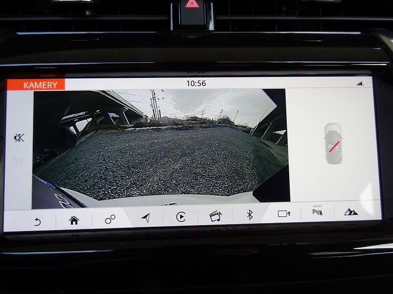 Land Rover Discovery Sport 2.0 D150 S AWD A/T Kamera DPH - fotka 9 z 33