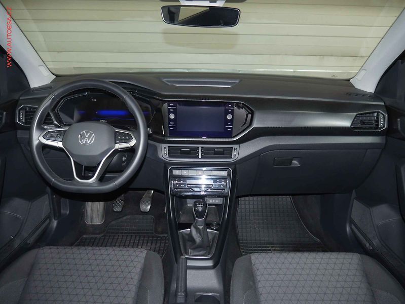 Volkswagen T-Cross (2023) 1.0 TSi, 2.maj,ČR, servis - fotka 8 z 21