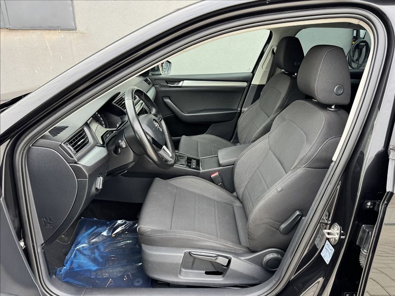 Škoda Superb 1,6 TDI Navi TZ park. kamera - fotka 21 z 50