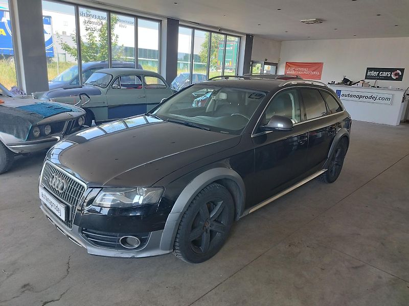 Audi A4 Allroad (2012) 2,0TDI,LED,ALU,TAŽNÝ,MAN,4X4 - fotka 3 z 25