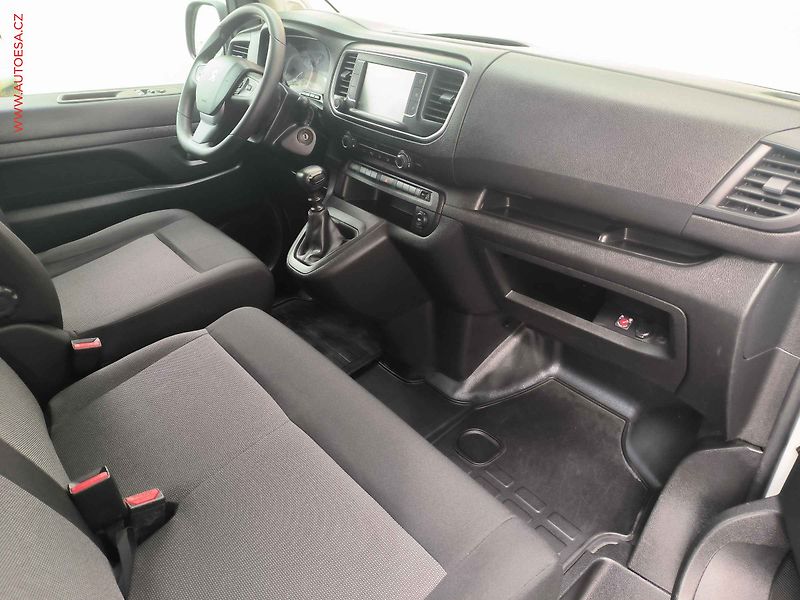Peugeot Expert (2023) 1.5HDi L2, Navi, kamera 360 - fotka 11 z 23