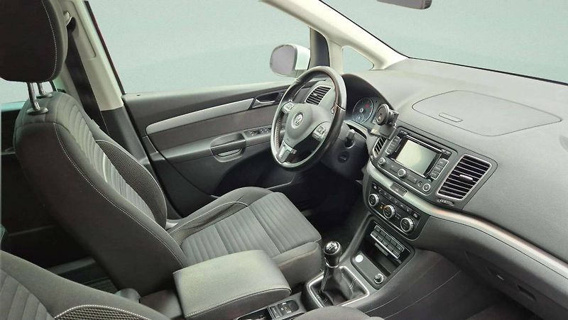 Volkswagen Sharan 2.0TDI 103kW MT6 - fotka 21 z 49