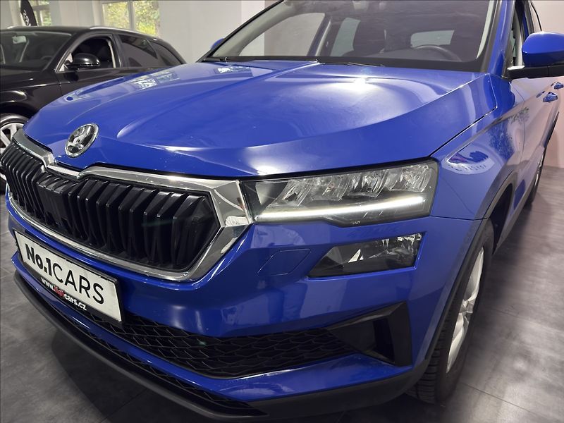 Škoda Karoq 2,0   TDI DSG 4X4 VIRTUAL ACC - fotka 31 z 33