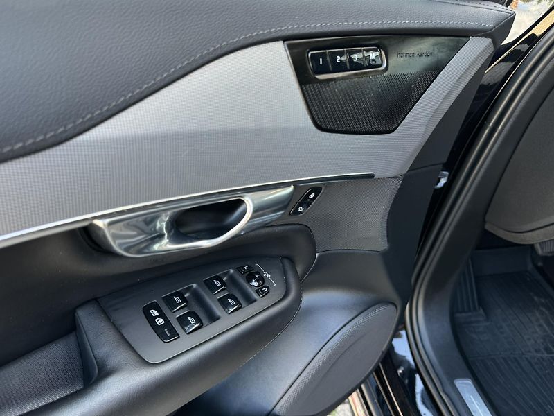 Volvo XC90 T8 AWD / POLESTAR /REZERVACE - fotka 11 z 57