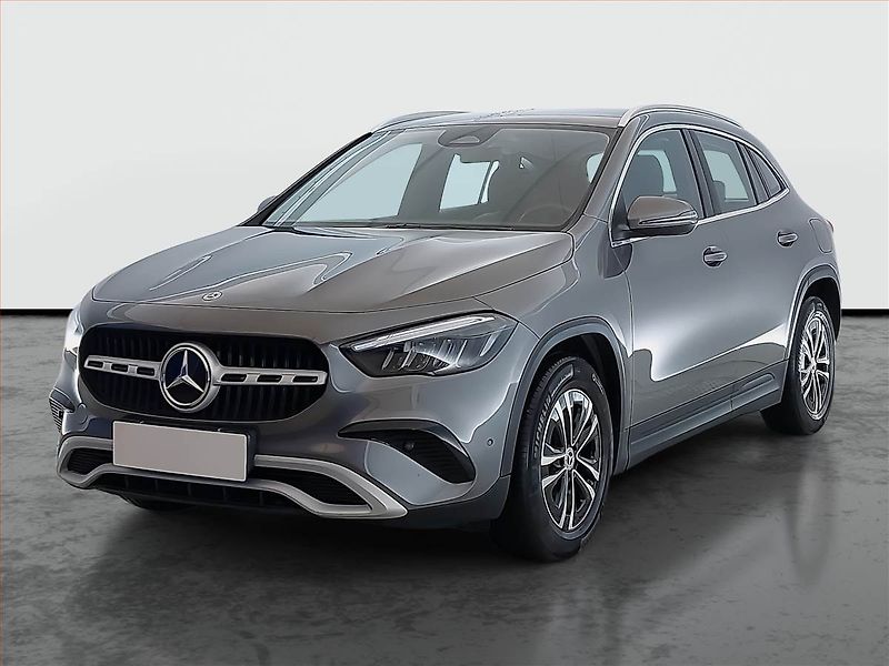 Mercedes-Benz GLA (2024) 180 - fotka 2 z 20
