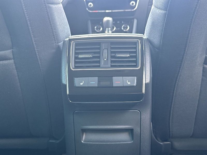 Škoda Superb (2022) Combi 2.0 TDI DSG Style - fotka 27 z 34