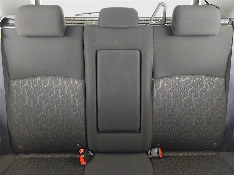 Mitsubishi ASX (2020) 2.0 MIVEC - fotka 10 z 24