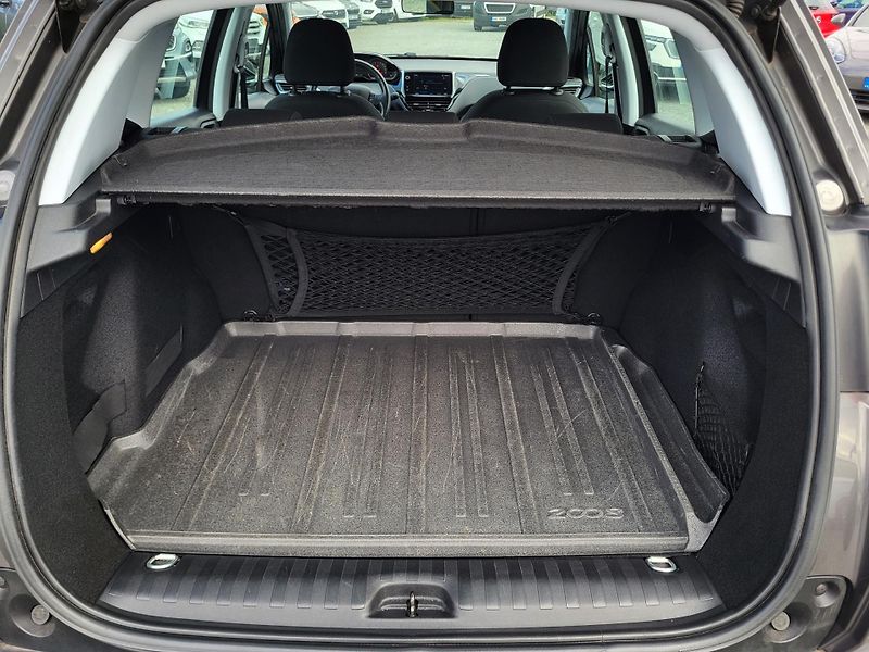 Peugeot 2008 1.2 PureTech 82k ČR 1.majitel - fotka 39 z 47