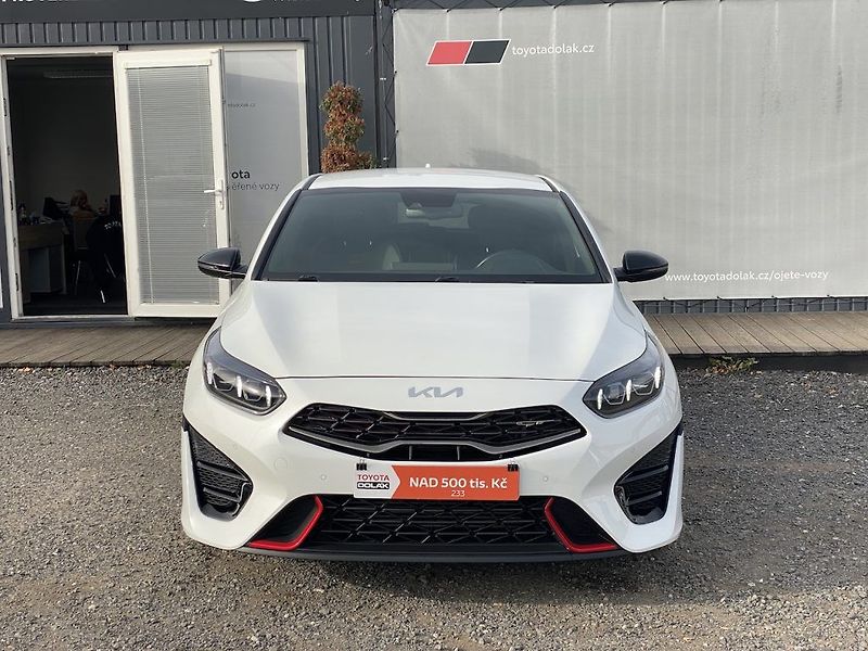 Kia ProCeed 1.6TGDi, ČR, automat, záruka - fotka 2 z 35
