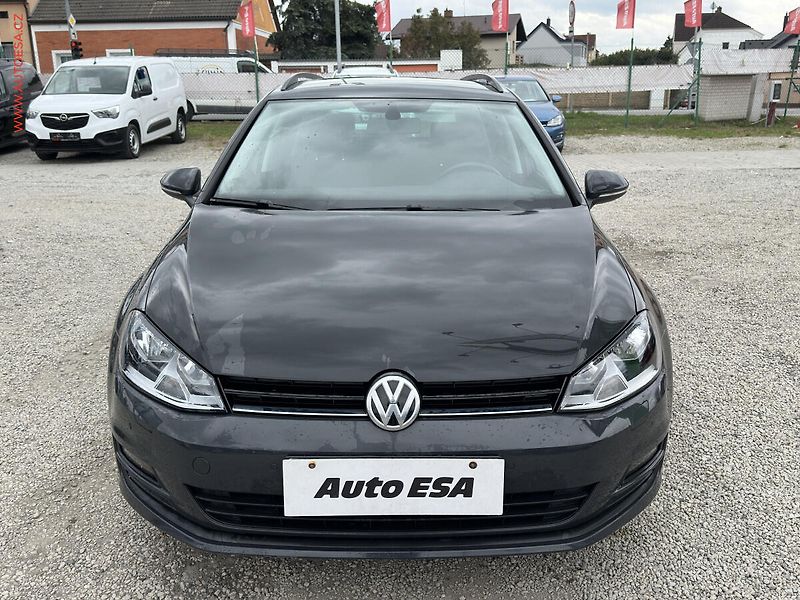 Volkswagen Golf (2013) 1.2TSI, Klima - fotka 2 z 18