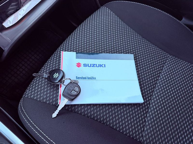 Suzuki Vitara 1.4 BoosterJet Elegance, ČR - fotka 24 z 26