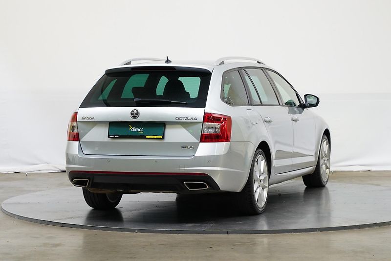 Škoda Octavia - fotka 2 z 27