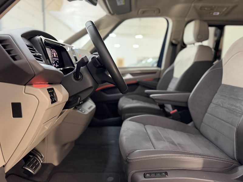 Volkswagen Multivan T7 eHybrid 4Motion Style TOP - fotka 39 z 47