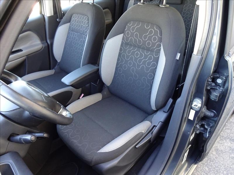 Citroën C3 Picasso 1.4VTI - fotka 17 z 47