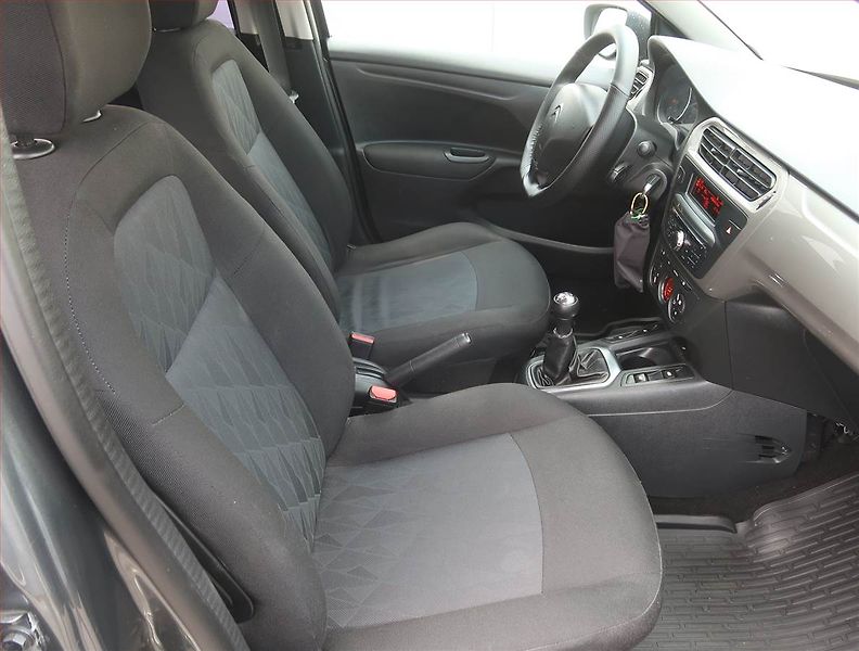 Citroën C-Elysée (2017) 1.6 VTi, Serv.kniha, Tempomat - fotka 9 z 17