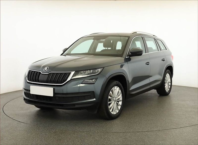 Škoda Kodiaq (2017) Ambition 1.4 TSI, Serv.kniha - fotka 2 z 17