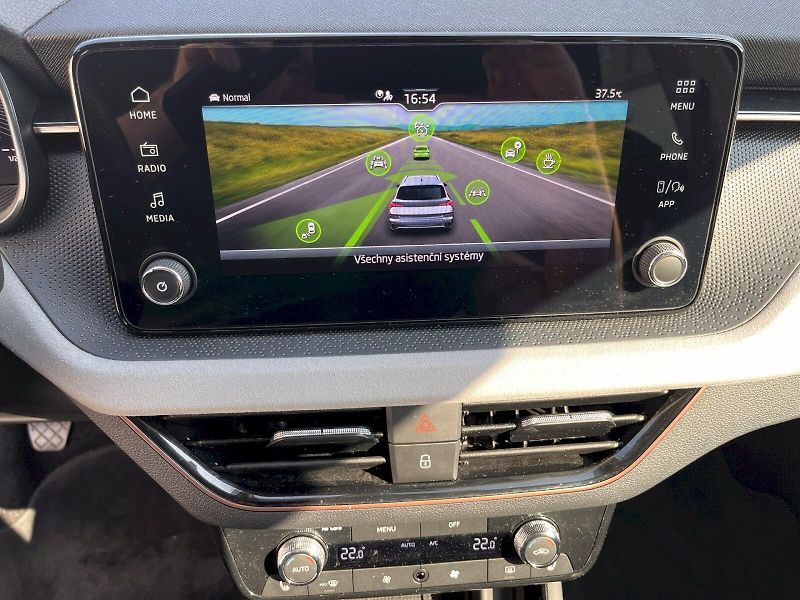 Škoda Kamiq (2025) 1,5TSI 110KW Top Selection - fotka 19 z 25