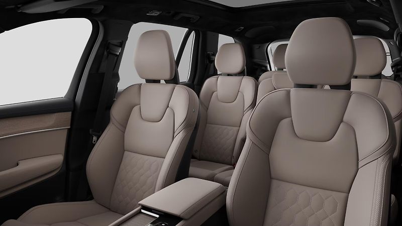 Volvo XC90 (2026) T8 AWD RECHARGE ULTRA DARK 7m - fotka 9 z 11
