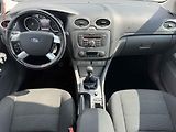 Ford Focus (2010) 2.0 16V, AC, tempo - náhled 8