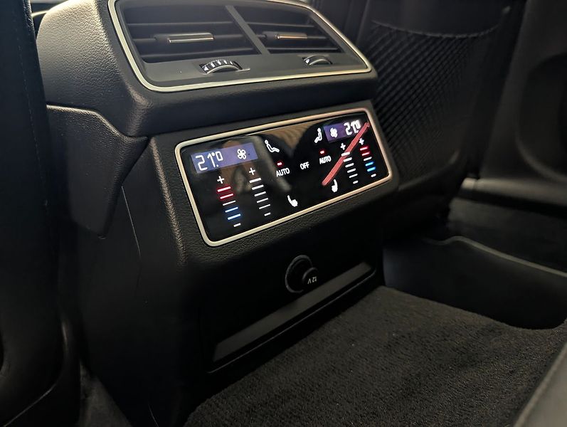 Audi A6 50 TDI 3.0 210kW 8A QUATTRO - fotka 31 z 35