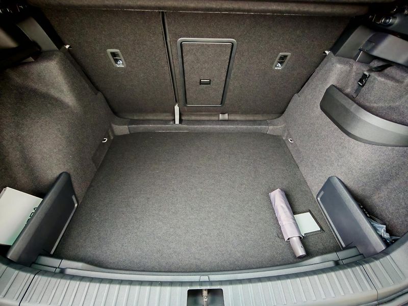 Škoda Karoq (2026) Classic 1.5 TSI 6MP - fotka 13 z 18