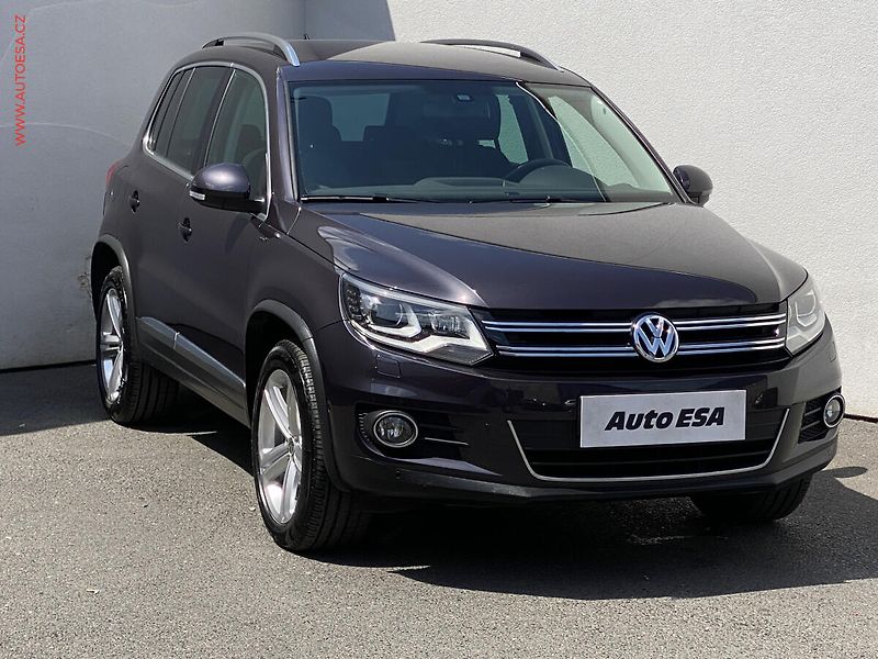 Volkswagen Tiguan (2015) 1.4 TSi, Lounge, bixen, navi - fotografie inzerátu