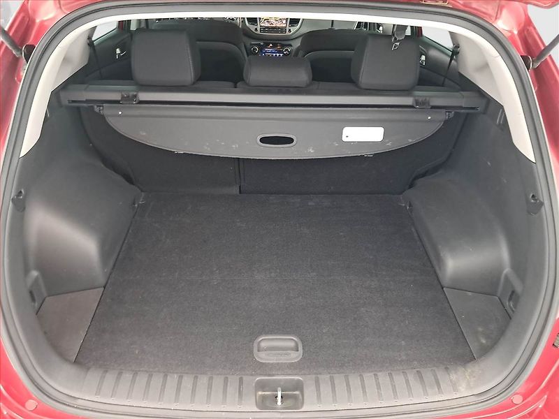 Hyundai Tucson (2017) Trikolor 1.6 T-GDI, ČR,1.maj - fotka 14 z 21