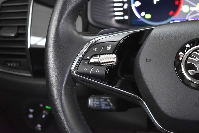 Škoda Kodiaq TDI 147kW L&K*TAŽNÉ*WEBASTO*ČR - fotka 20 z 52