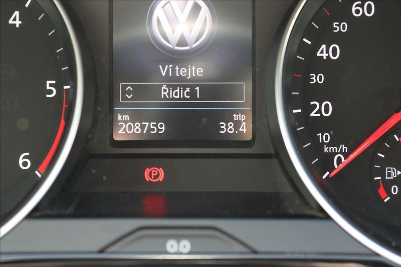 Volkswagen Passat 2,0 TDi,DSG, 4x4 ALLTRACK - fotka 21 z 46