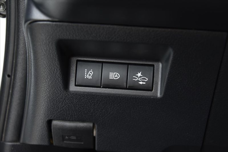 Toyota Yaris 1.5 VVT-i 82kW SERVIS.KNIHA ČR - fotka 13 z 23