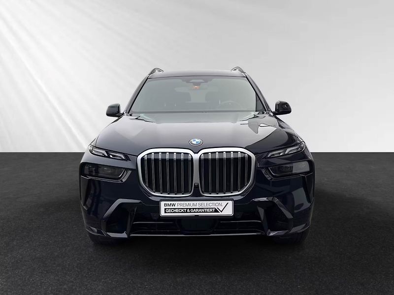 BMW X7 xDrive40i M-Sport Taž SkyL - fotka 2 z 13