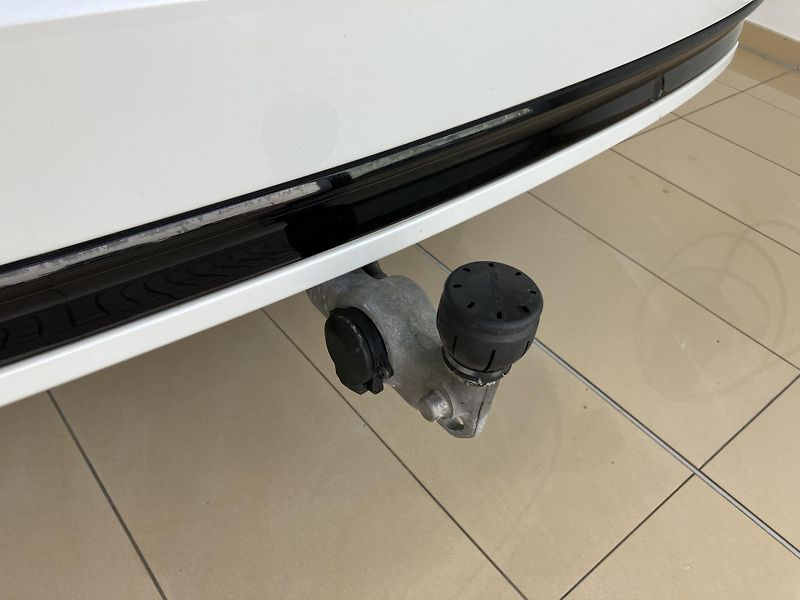 Volvo XC90 B5 AWD Ice Line Plus Dark AT8 - fotka 12 z 50