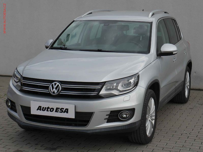 Volkswagen Tiguan (2012) 1.4 TSi, xenon, autoAC - fotka 3 z 18