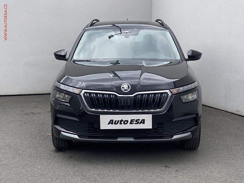 Škoda Kamiq (2022) 1.0 TSi, ČR, Ambition - fotka 2 z 16