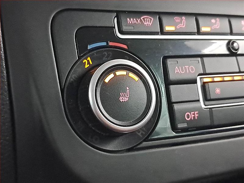 Volkswagen Tiguan (2011) R-Line 2.0 TSI, 4X4, Automat - fotka 18 z 22