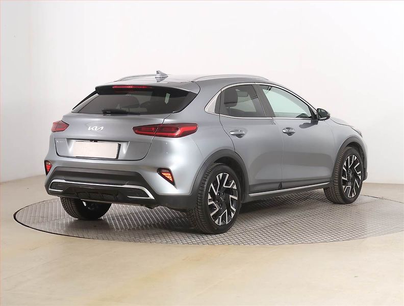 Kia XCeed (2023) Gold 1.5 T-GDI - fotka 5 z 20
