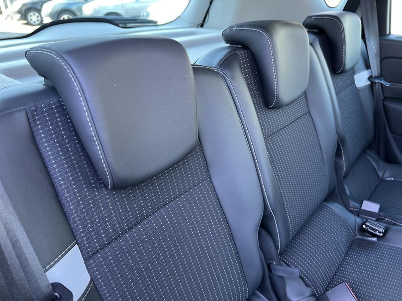 Renault Scénic 1.2TCe KLIMA TEMPOMAT ALU - fotka 28 z 43
