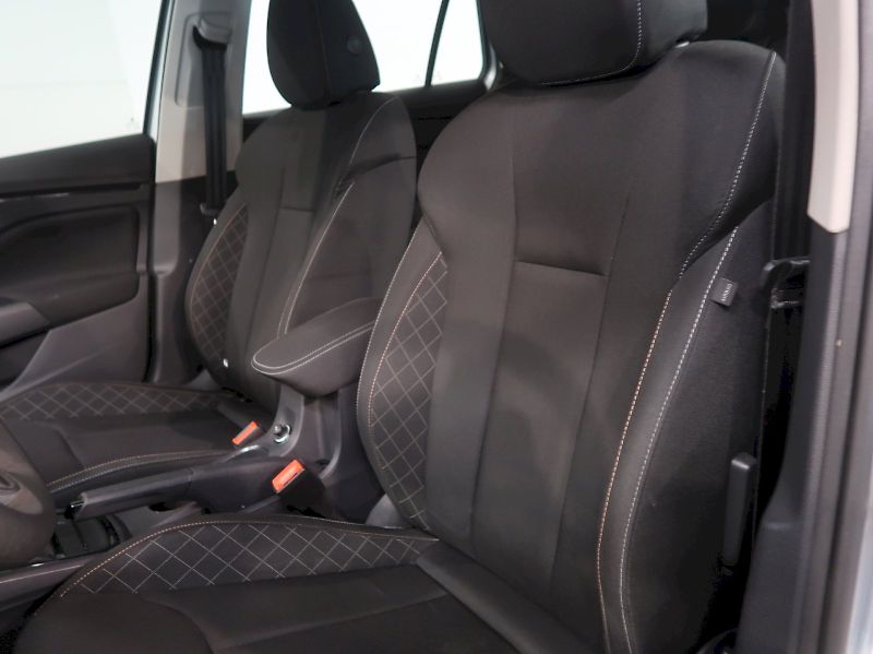 Škoda Kamiq (2022) AMBITION 1.0TSI 81KW - fotka 14 z 32