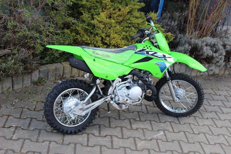 Kawasaki KLX 110 (2026) R 2026 - fotka 3 z 6