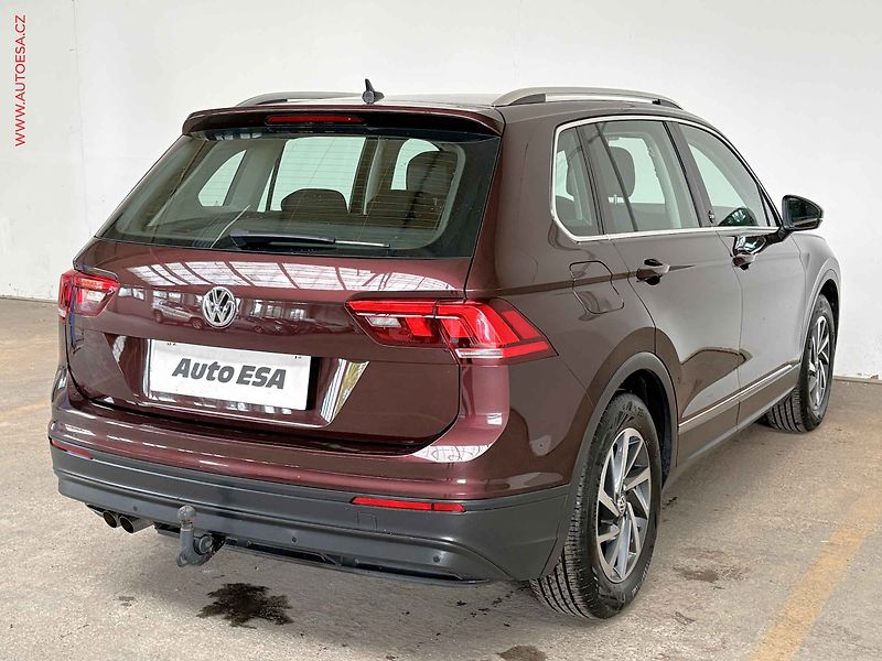 Volkswagen Tiguan (2018) 1.4 TSi, Sound, LED, TZ, +ALU - fotka 4 z 17