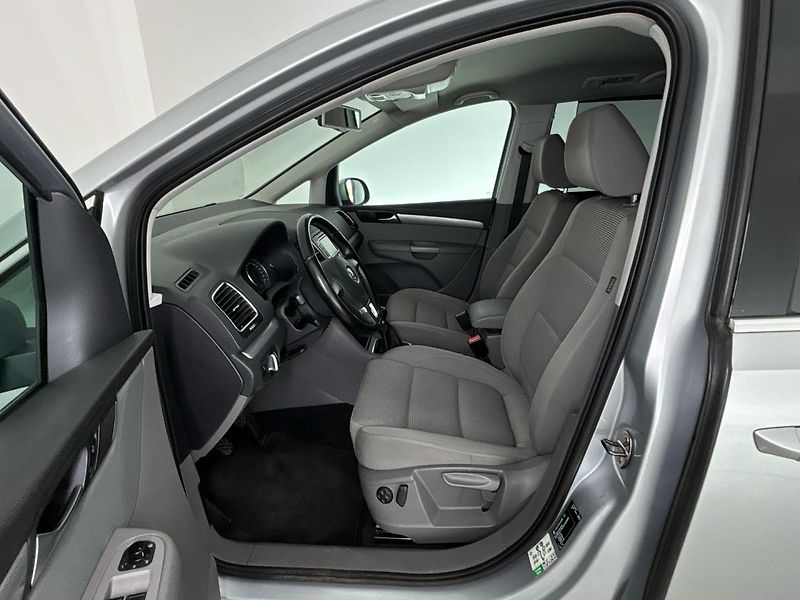 Volkswagen Sharan 7míst - fotka 7 z 26