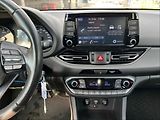 Hyundai i30 1,5 T-GDI Smart 5d - náhled 10