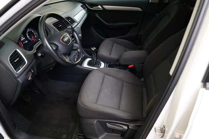 Audi Q3 - fotka 11 z 21
