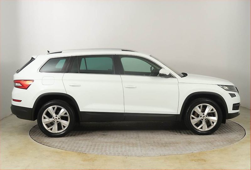 Škoda Kodiaq (2017) Style Plus 2.0 TDI 4x4 - fotka 6 z 25
