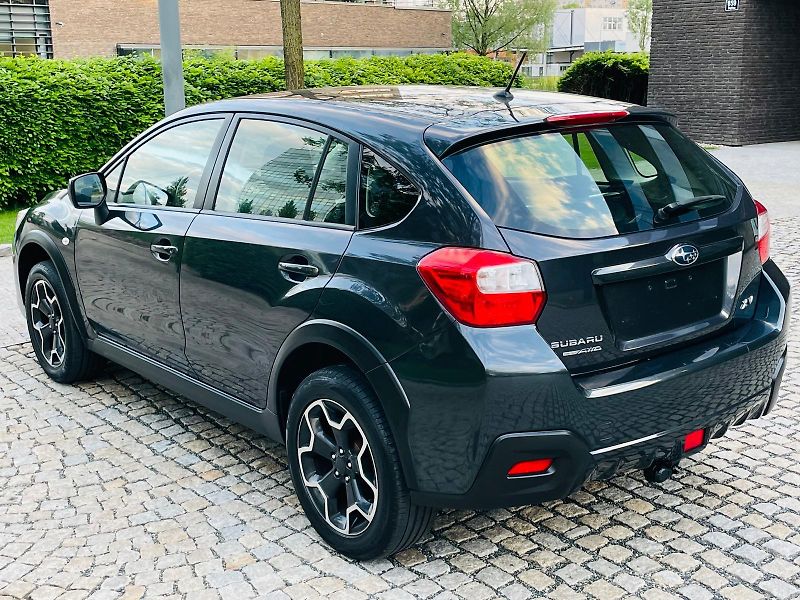 Subaru XV 2.0i 4x4 110KW MANUÁL SERVISKA - fotka 20 z 45